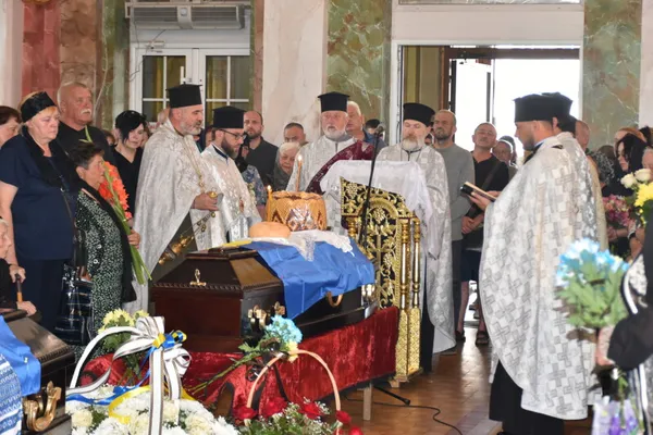 🕯 У Луцьку провели в останню дорогу Антона Токарчука та Владислава Кузьміна (фото)
