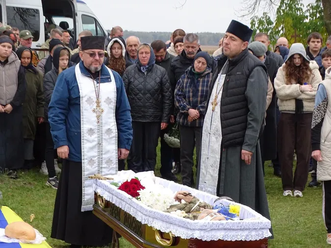 На Волині попрощалися із Захисником Петром Костровським (фото)