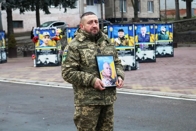 У Горохові попрощалися із загиблим солдатом Валерієм Гриневичем (фото)