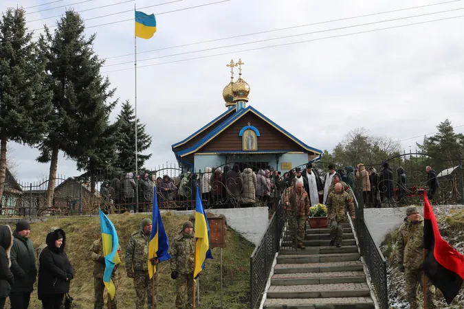 На Горохівщині попрощалися із захисником Олександром Панасюком (фото)