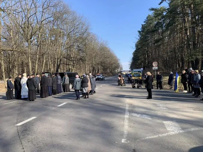 У Луцькому районі попрощалися із загиблим воїном Андрієм Демчуком (фото)
