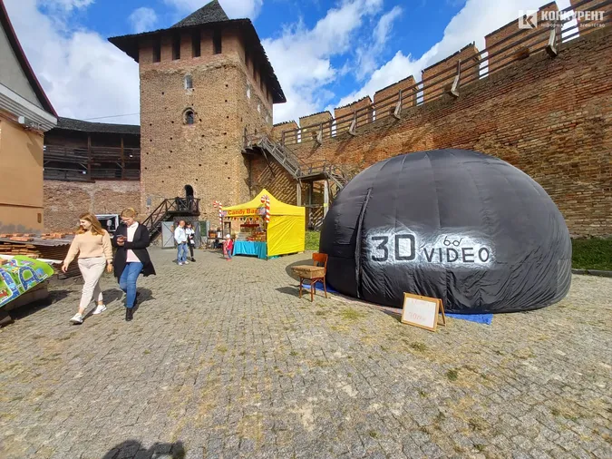 У Луцьку стартував фестиваль вуличної їжі Lutsk Food Fest (фоторепортаж)