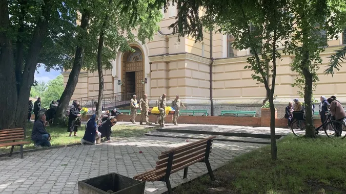 На Волині попрощалися із полеглим Героєм Віталієм Борилюком (фото)