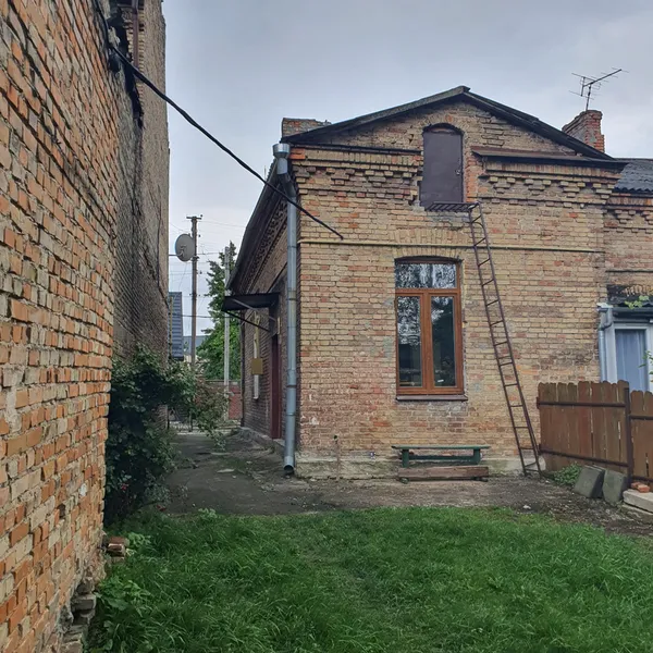 У Луцьку в садибі ХІХ ст. відкривають art-кава-резиденцію «Дім на Гальшки» (фото)