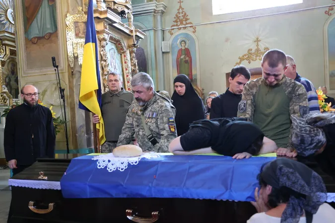 У Луцькій громаді попрощалися із загиблим Олександром Голотюком (фото)