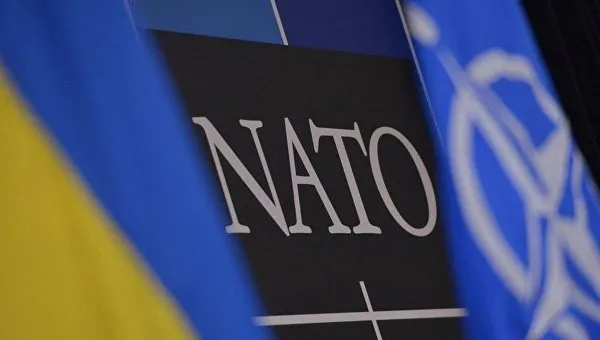 Україна офіційно взяла курс на ЄС і НАТО