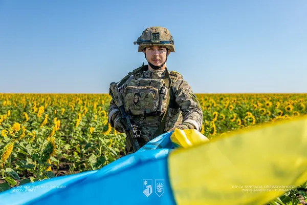 Символи незламності: День Прапора з «Любартом» у Верховній Раді (фото)