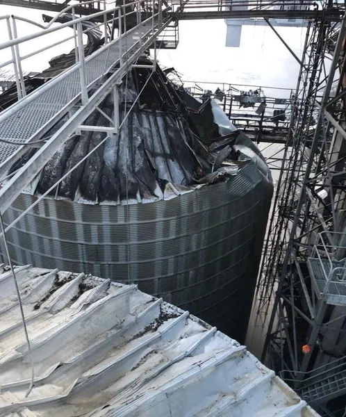 Russia attacked two Black Sea ports at night: grain terminals damaged