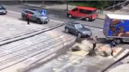 У Луцьку підтопило вулицю Івана Франка (відео)