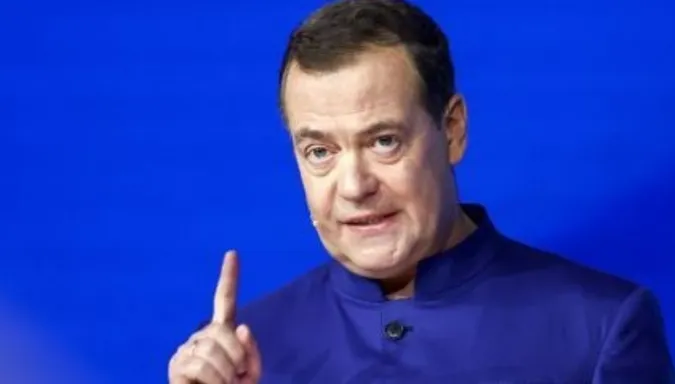 Російські ЗМІ готують громадськість до тривалої війни