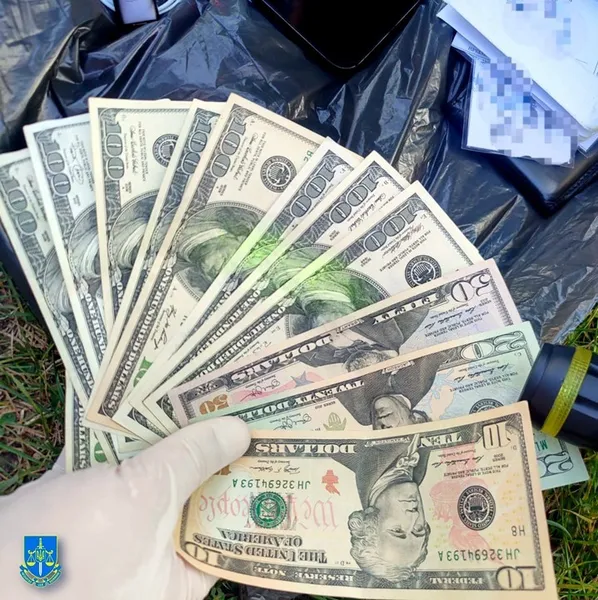 На Волині затримали прикордонника, який сприяв контрабанді сигарет (фото)
