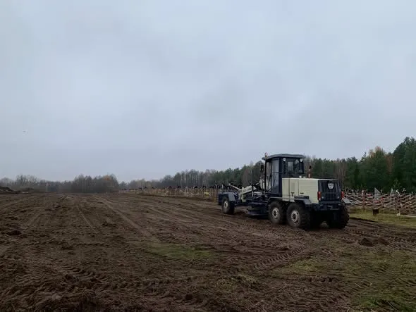 У громаді на Волині у 6 разів збільшують цвинтар і будують там автостоянку (фото)