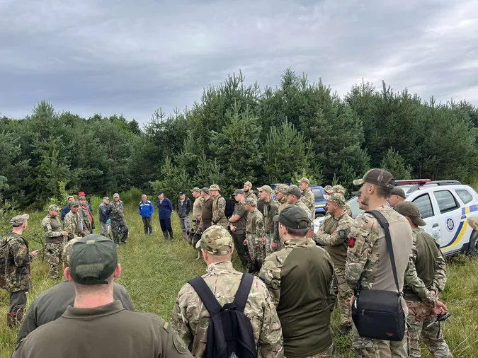 У лісі на Волині знайшли тіло зниклої 82-річної бабусі (фото)