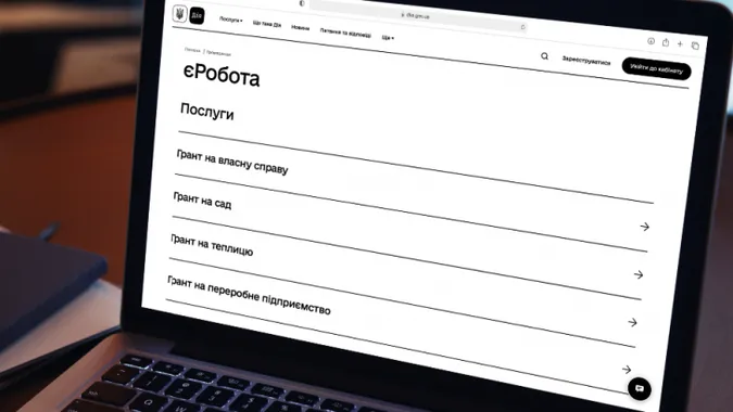 За рік повномасштабної війни Україна втратила понад три мільйони робочих місць