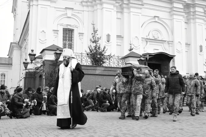 У Луцьку попрощалися із загиблим під Соледаром Вадимом Гошком (фото, відео)