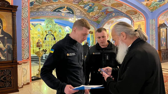 Луцькі рятувальники нагадали священнослужителям правила безпеки