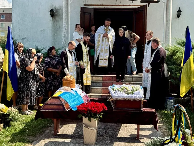 На Волині попрощалися із загиблим захисником Михайлом Левчуком (фото)