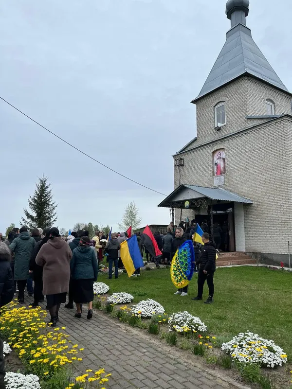 На Волині провели в останню дорогу Миколу Ковбу (фото)