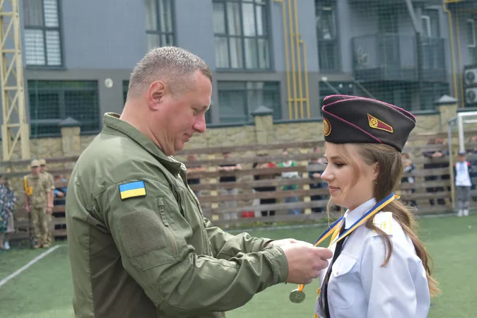 У Луцьку військовий ліцей випустив 330 юнаків та дівчат (фото)