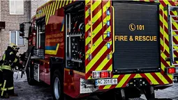 Підгоріло: у Луцьку викликали пожежних через дим у багатоповерхівці (фото)