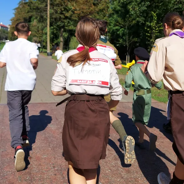 Луцькі пластуни взяли участь у забігу на підтримку поранених військових (фото)