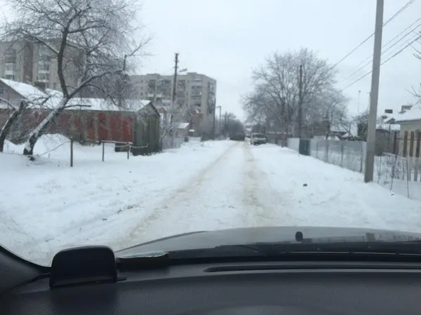У Луцьку на ЛПЗ не розчищають вулиці від снігу (фото)