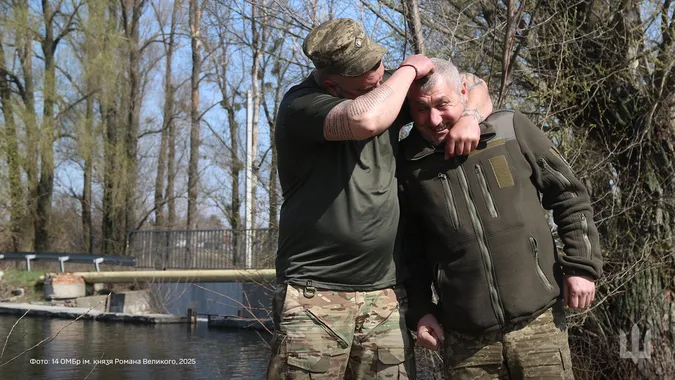 Обличчя війни: показали щирі фото воїнів волинської бригади