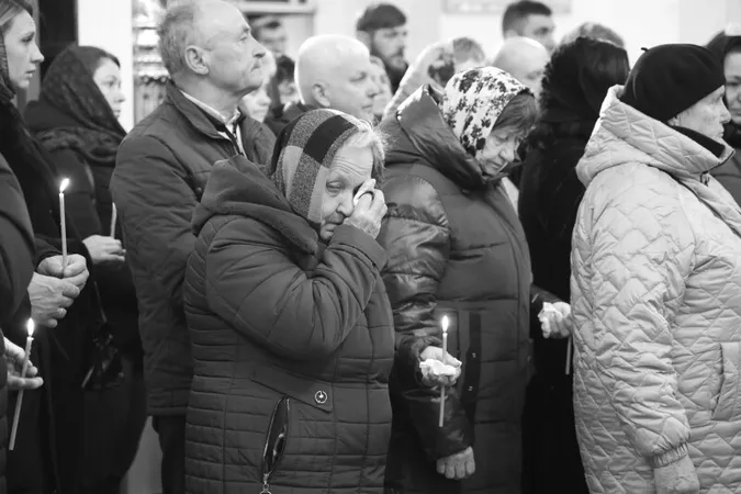 Загинув на Донеччині: у Луцьку попрощалися з розвідником Едуардом Ковальчуком (фото)