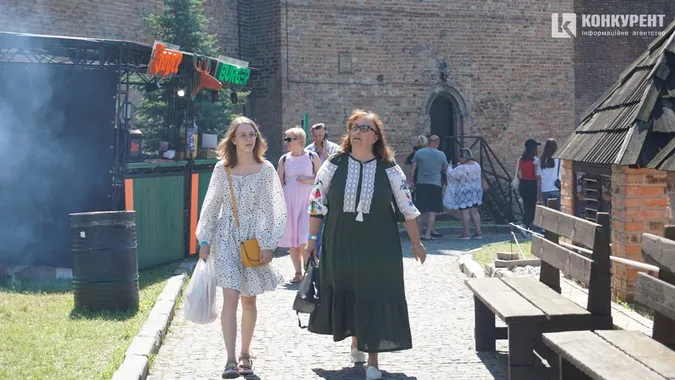 Як минув другий день фудфесту у Луцьку (фото)