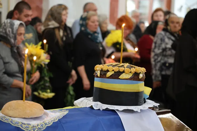 У Луцьку попрощалися з Героями Романом Меюсом та Олександром Радивоніком (фото)