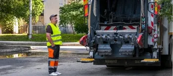 Понад 80 грн з людини: чому у Луцькій громаді виріс тариф на вивезення сміття (фото, відео)