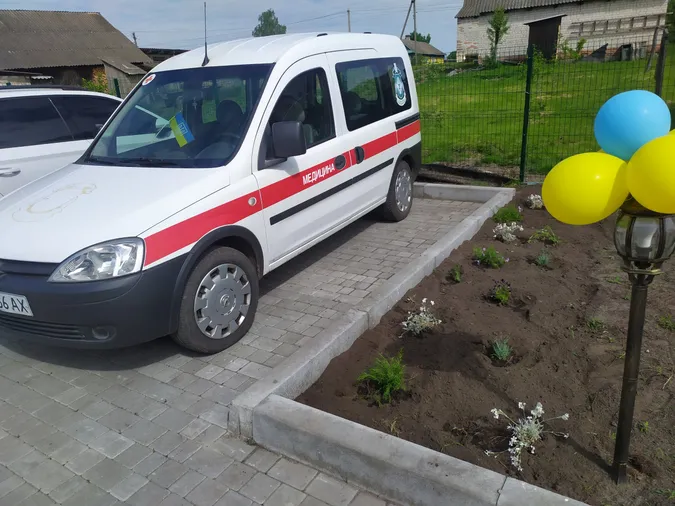 У Колодяжненській громаді відкрили відремонтовану за чотири мільйони амбулаторію