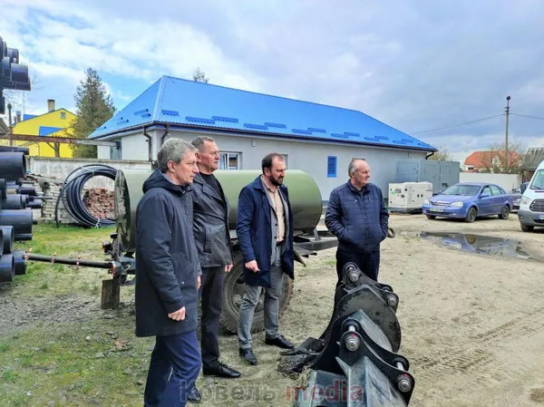Волинські комунальники переплатили за трактор майже 2 мільйони (фото)
