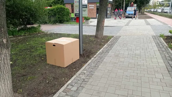 На Волі у Луцьку встановили нове вуличне освітлення (фото)