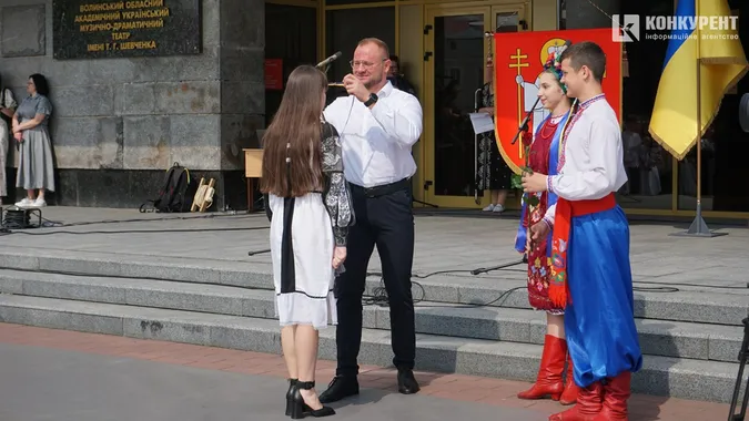 У Луцьку нагородили медалістів: як все було (дуже багато фото)