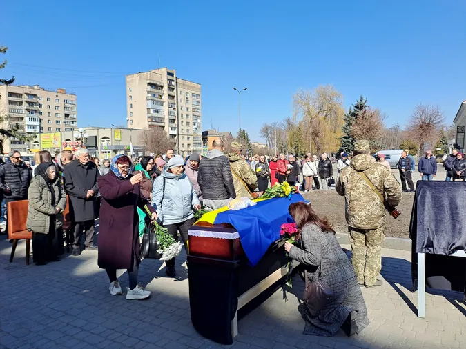 На Волині попрощались із Героєм Миколою Сахарчуком (фото)