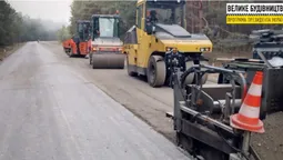 В режимі 24/7: на Волині ремонтують дорогу до пункту пропуску «Дольськ» (фото, відео)