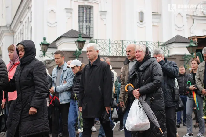 У Луцьку попрощалися із загиблими захисниками Ігорем Бохонюком і Романом Волошкіним (відео)