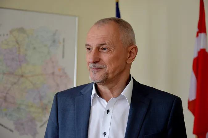 Савченко залишає сторінку у Facebook і обіцяє бути активним користувачем