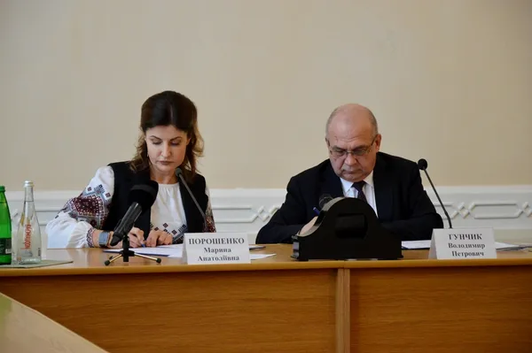 Українська біблія та інклюзивна освіта: яким був візит Першої леді на Волинь (фото)