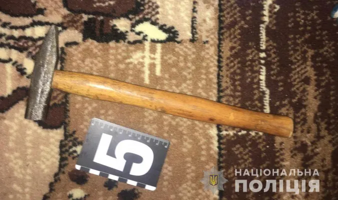 У Луцьку затримали розбійників, які з молотком вдерлися в квартиру (фото)