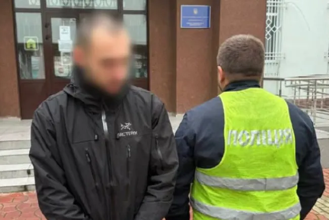 У Києві знайшли хулігана, який вимагав російські пісні і принизив музиканта на кріслі колісному