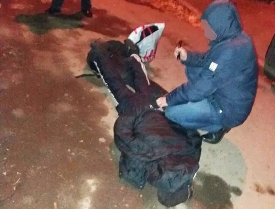У Луцьку «на гарячому» впіймали квартирного злодія