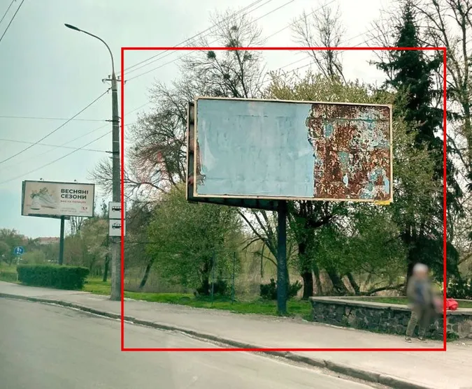 У Луцьку демонтують ще 33 білборди: де саме (фото)