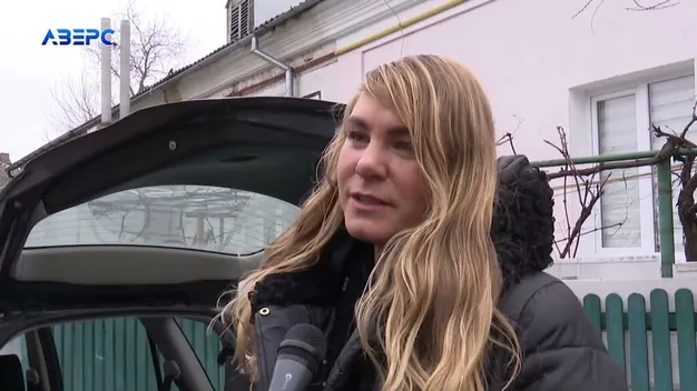 Лучанка переобладнала своє житло під майстерню з пошиття одягу військовим (відео)