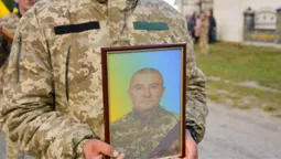 На Волині попрощалися із воїном Олександром Бараном (фото)