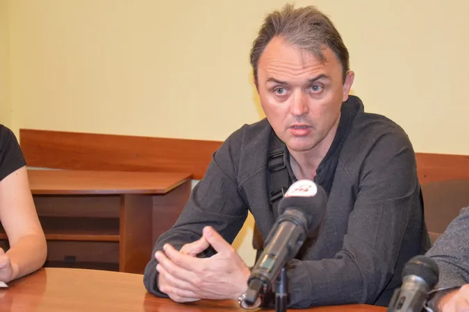 «Рєшить в Києві, не рішається!» – нардеп Лапін про проблеми луцького «Спартака»