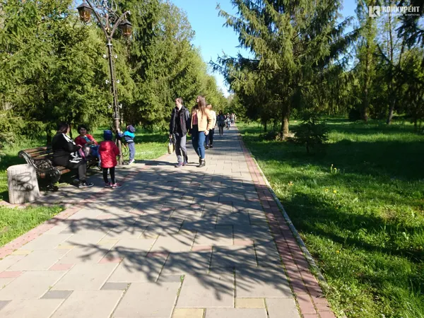 9 травня в Луцьку: фоторепортаж