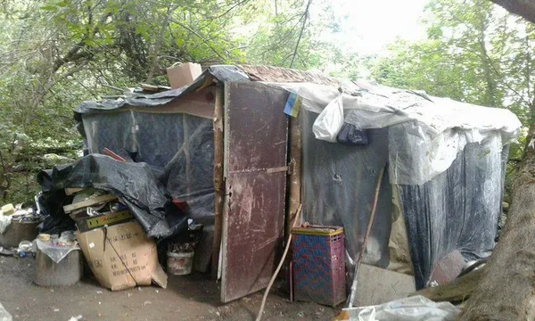 У Луцьку знесли «житловий квартал» на березі Стиру (фото)
