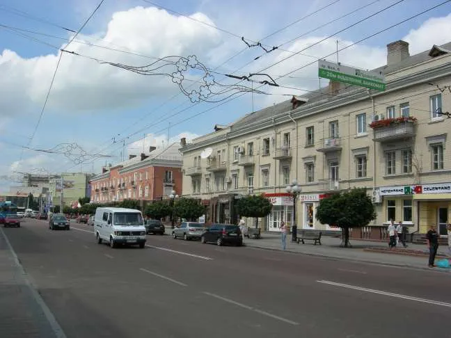 Луцький депутат просить внести проспект Волі до програми озеленення міста